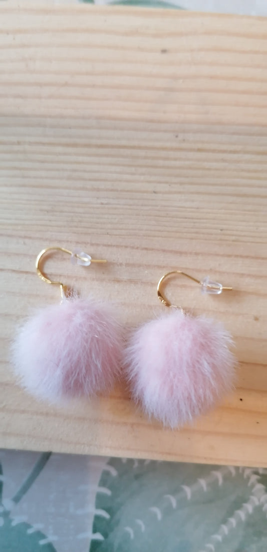 Boucles d'oreilles pompom