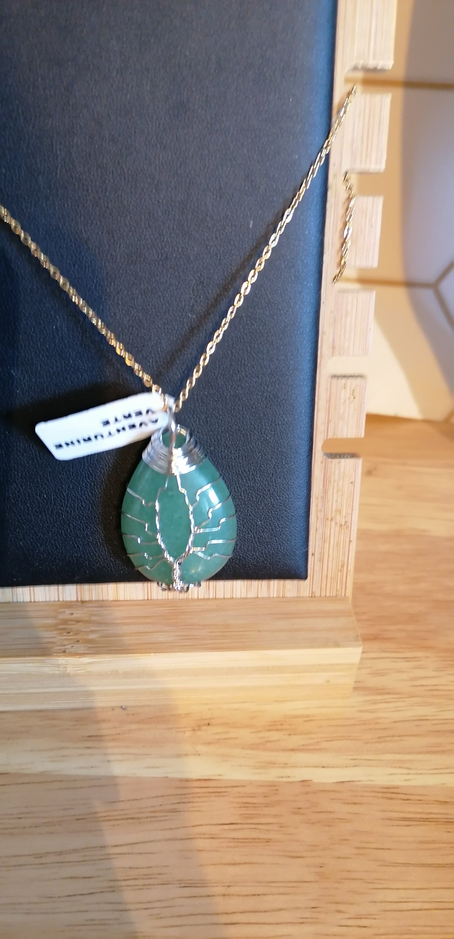 Pendentif arbre de vie en forme de goutte argenté