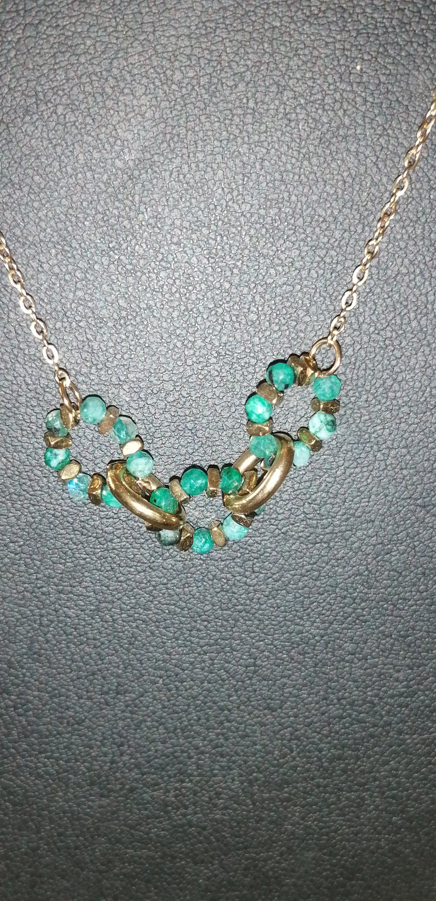 Collier Penelope